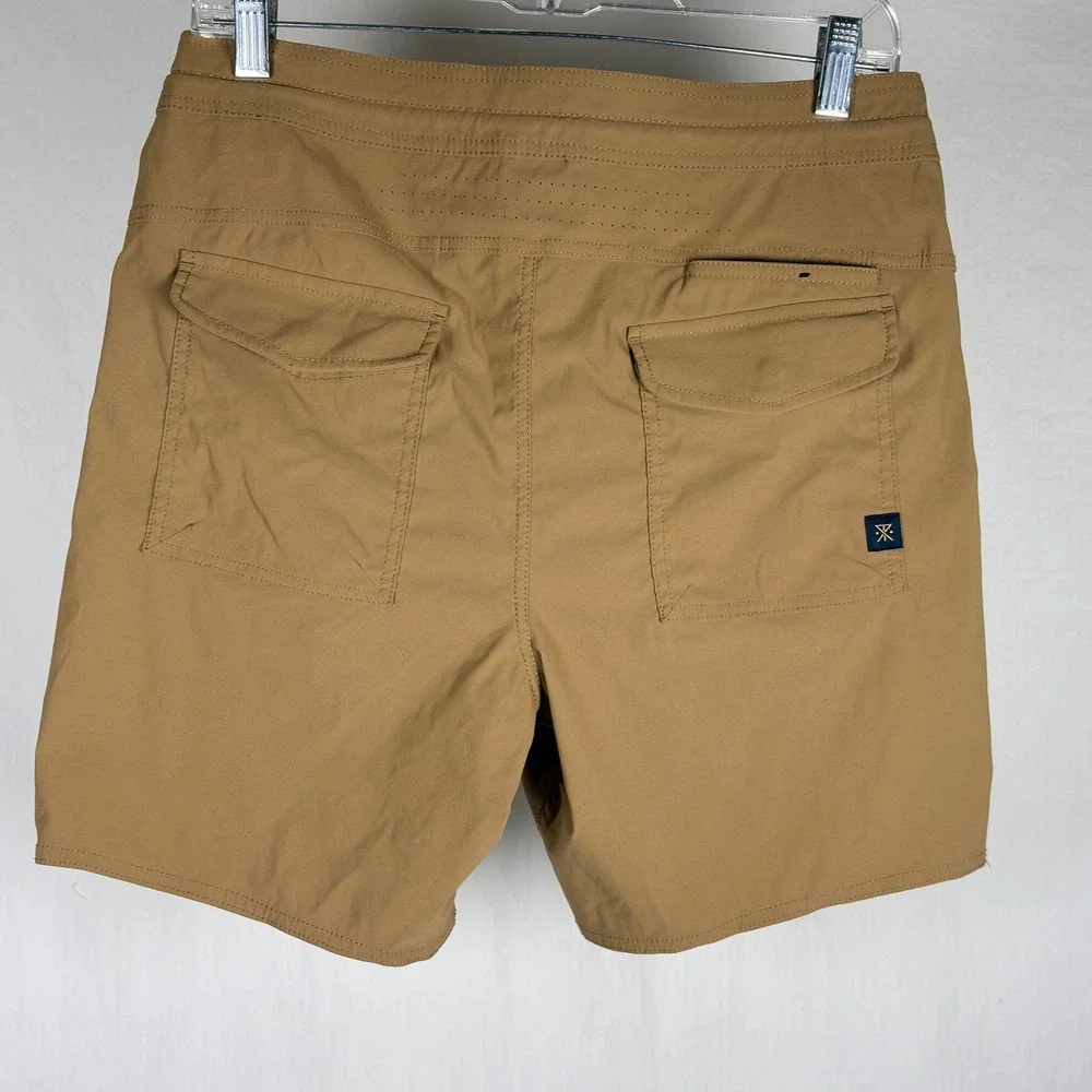 Roark Layover Trail Hybrid Adventure Shorts Khaki Tan Mens 30 Stretch Travel EUC